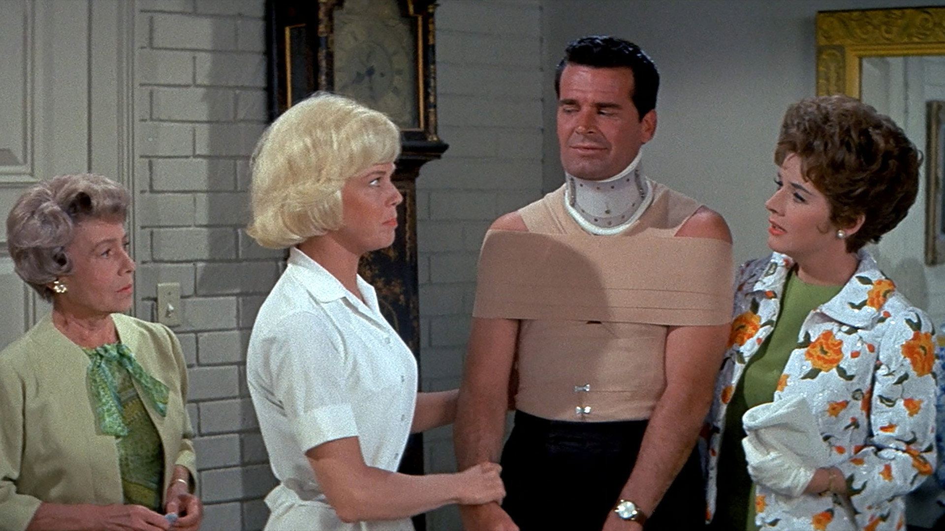 Move Over, Darling scene photo