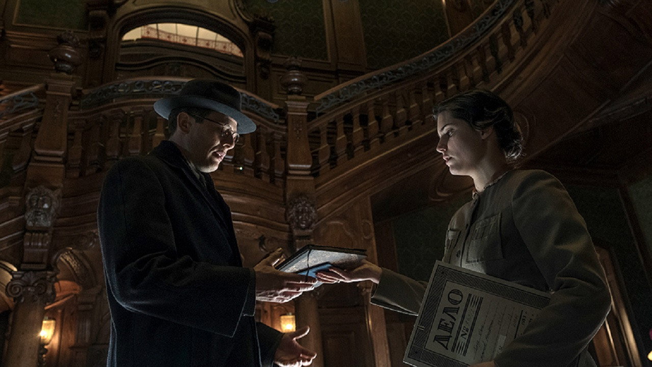Mr. Jones scene photo