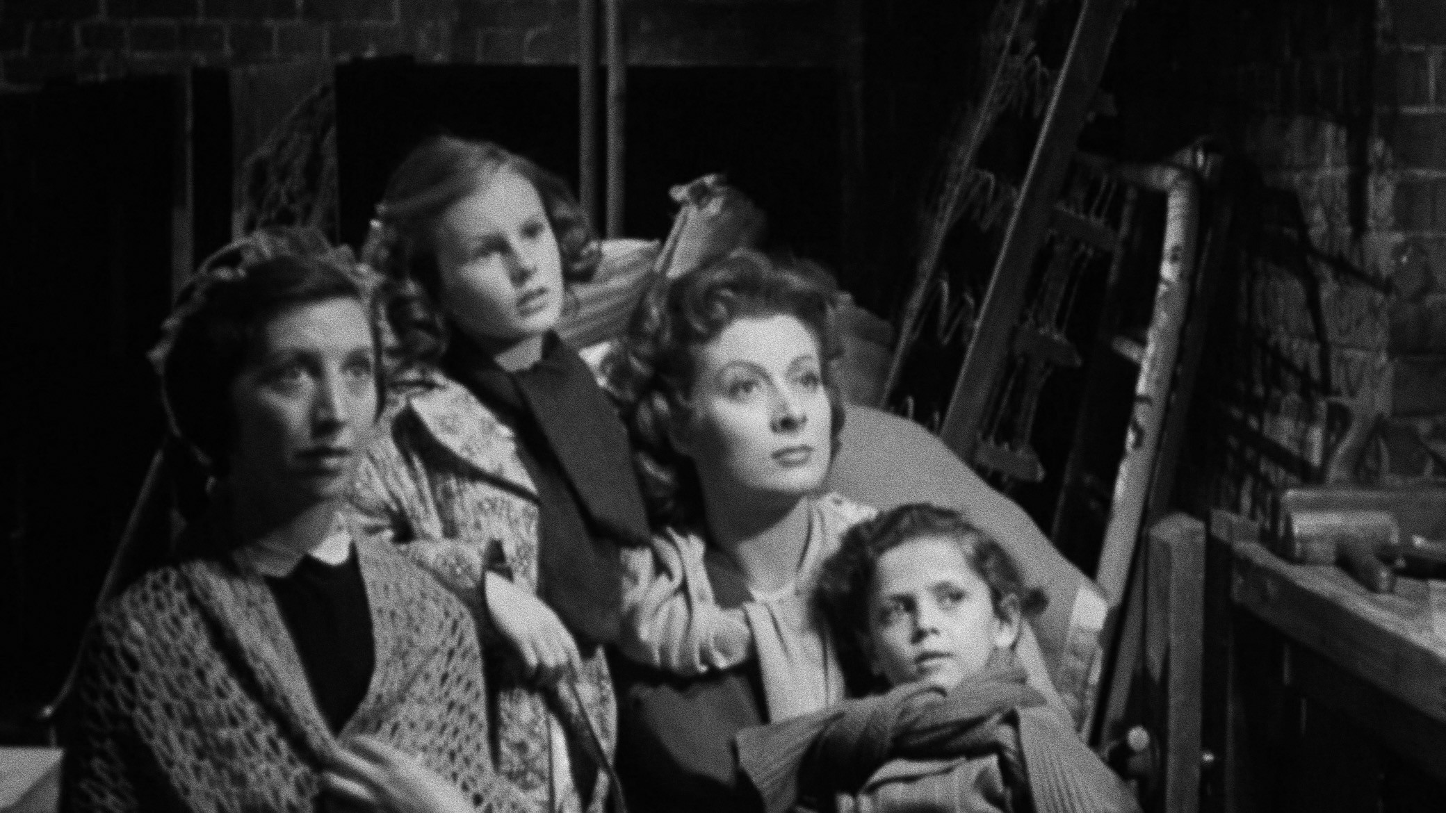 Mrs. Miniver scene photo