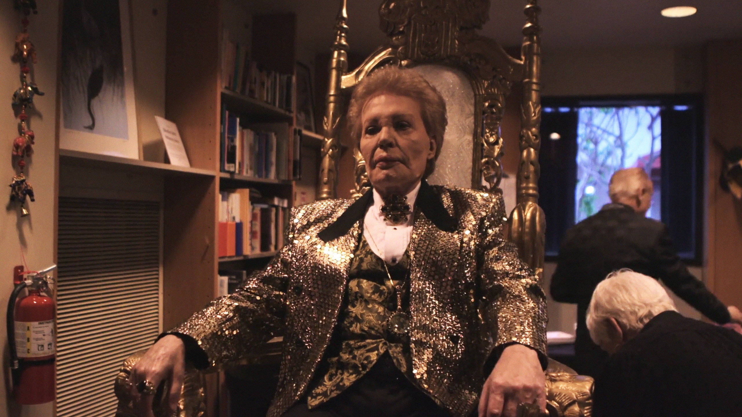 Mucho Mucho Amor: The Legend of Walter Mercado scene photo