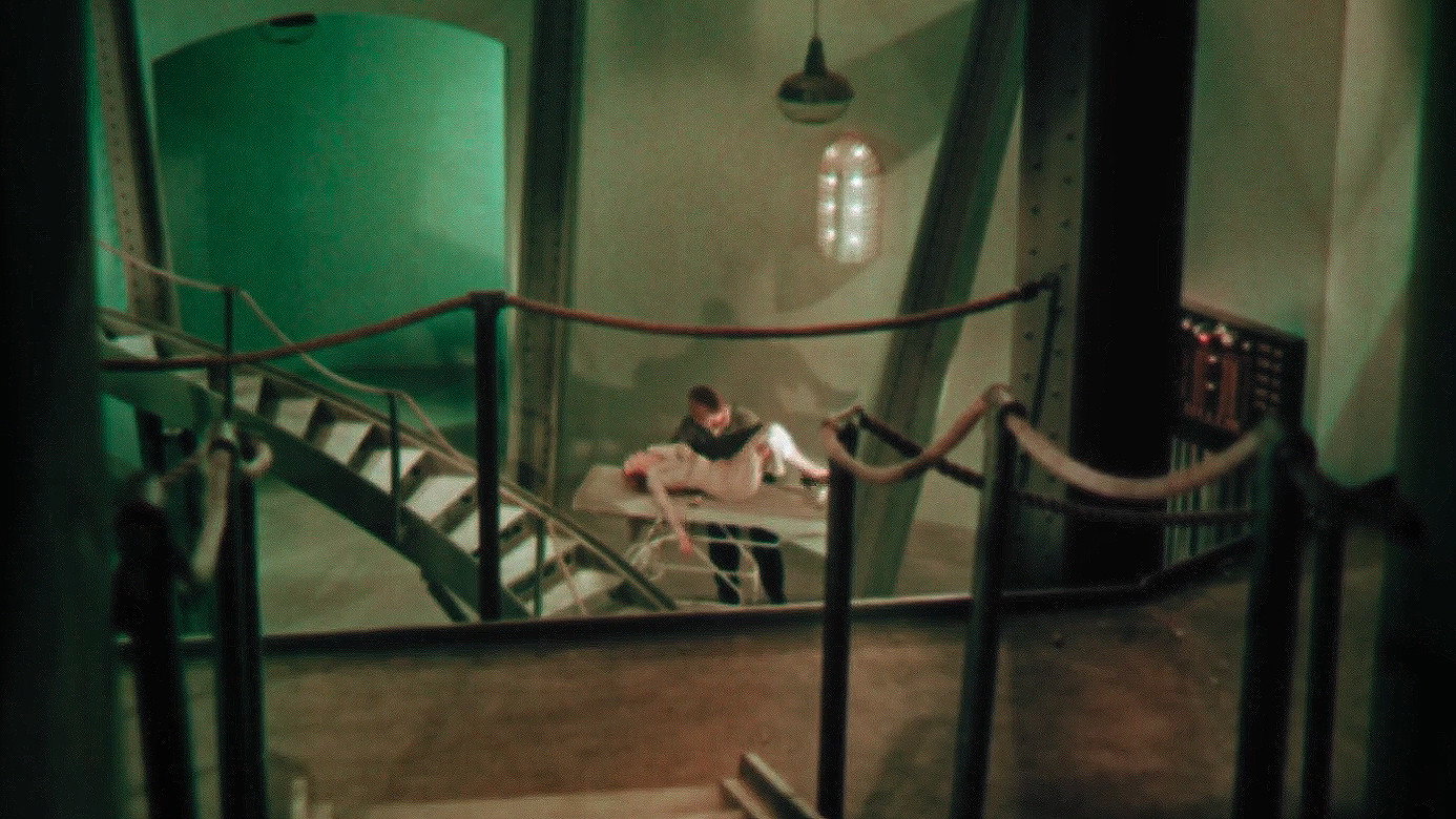 Mystery of the Wax Museum scene photo