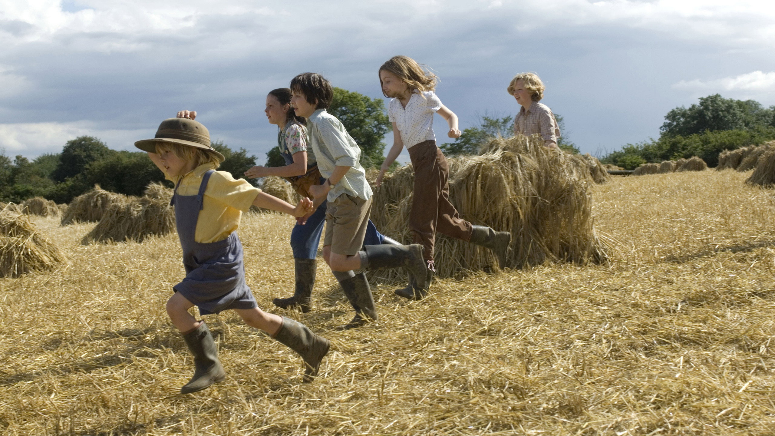 Nanny McPhee and the Big Bang scene photo