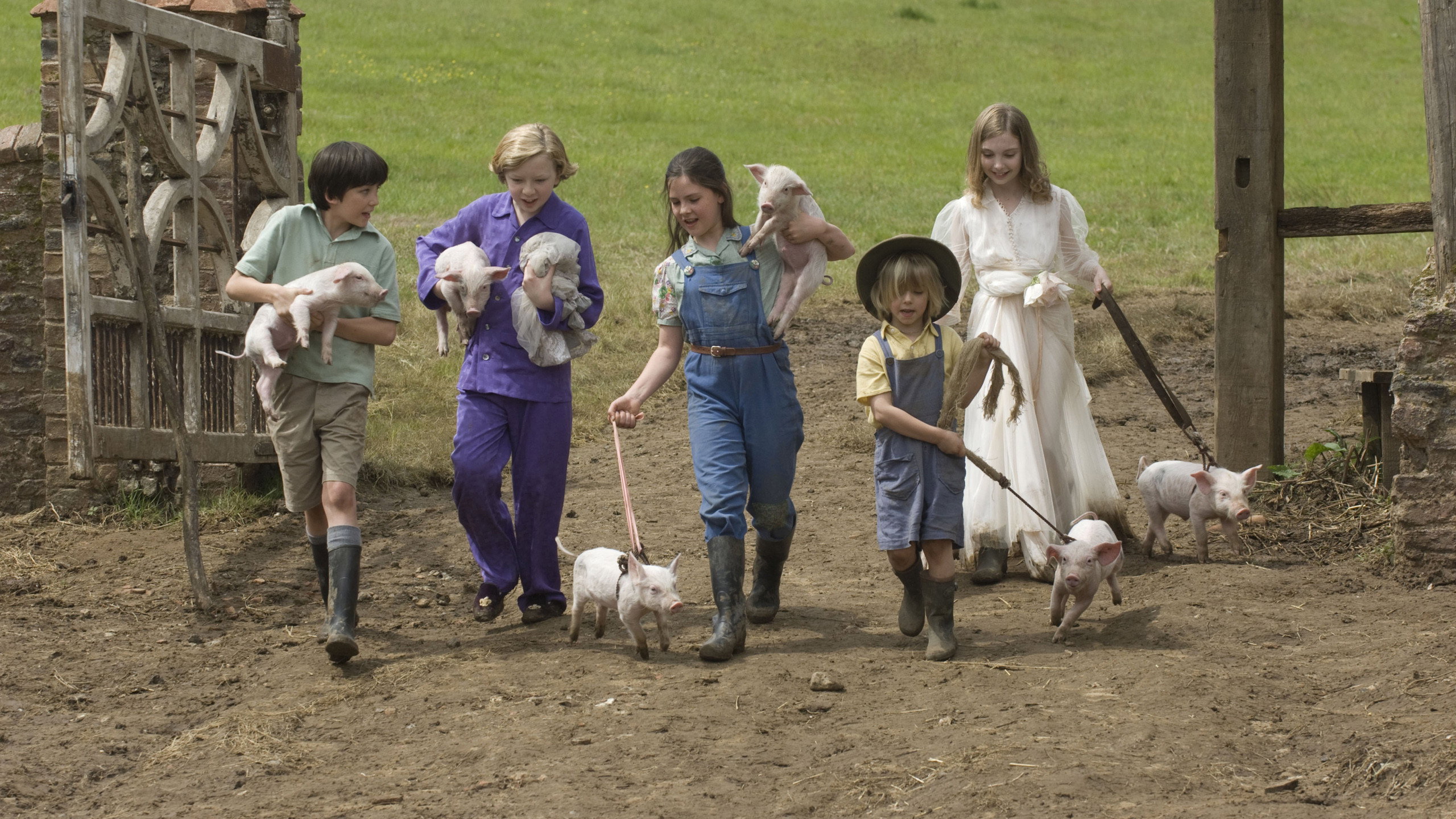 Nanny McPhee and the Big Bang scene photo