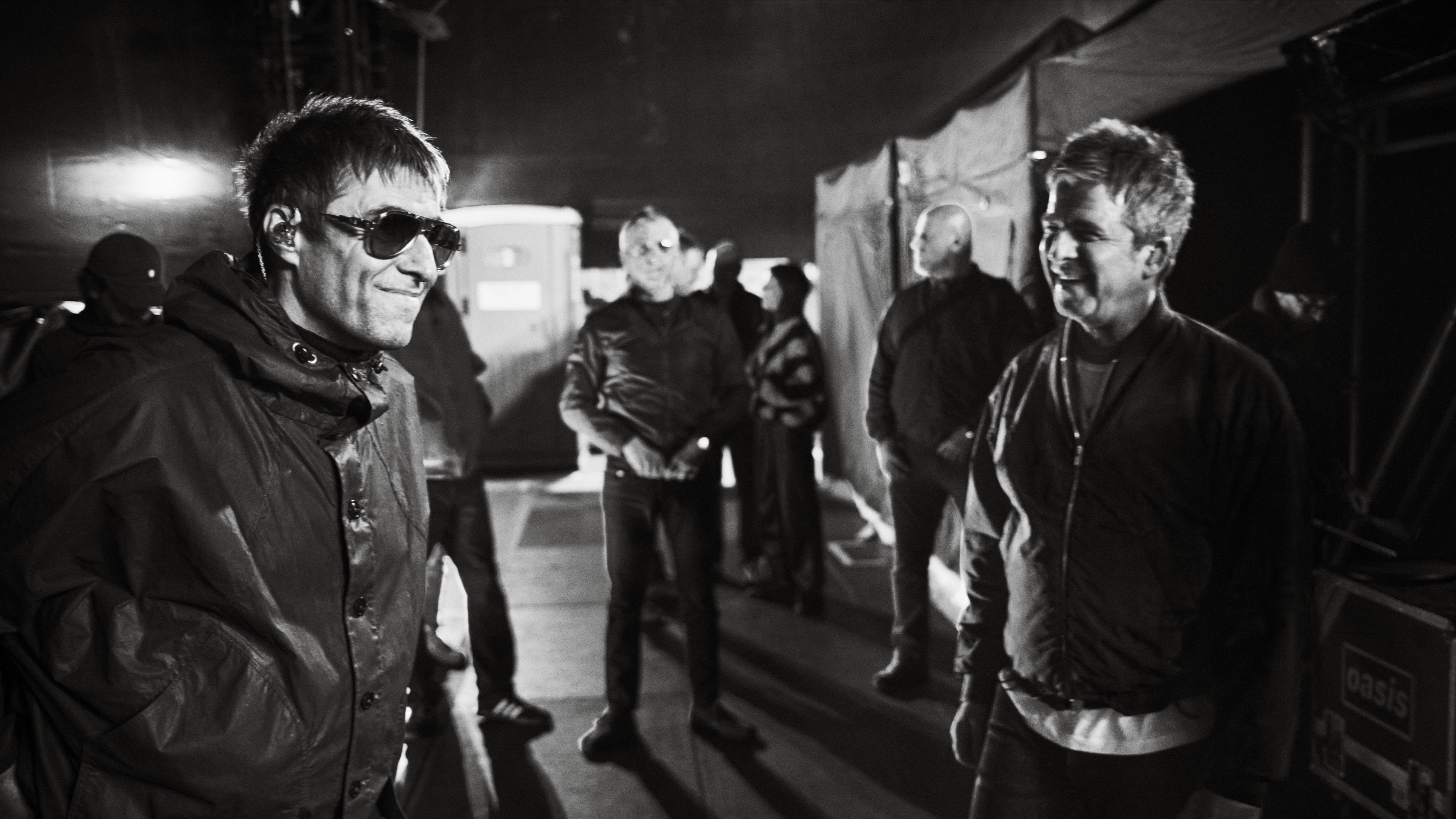 Oasis: Don't Look Back in Anger scene photo