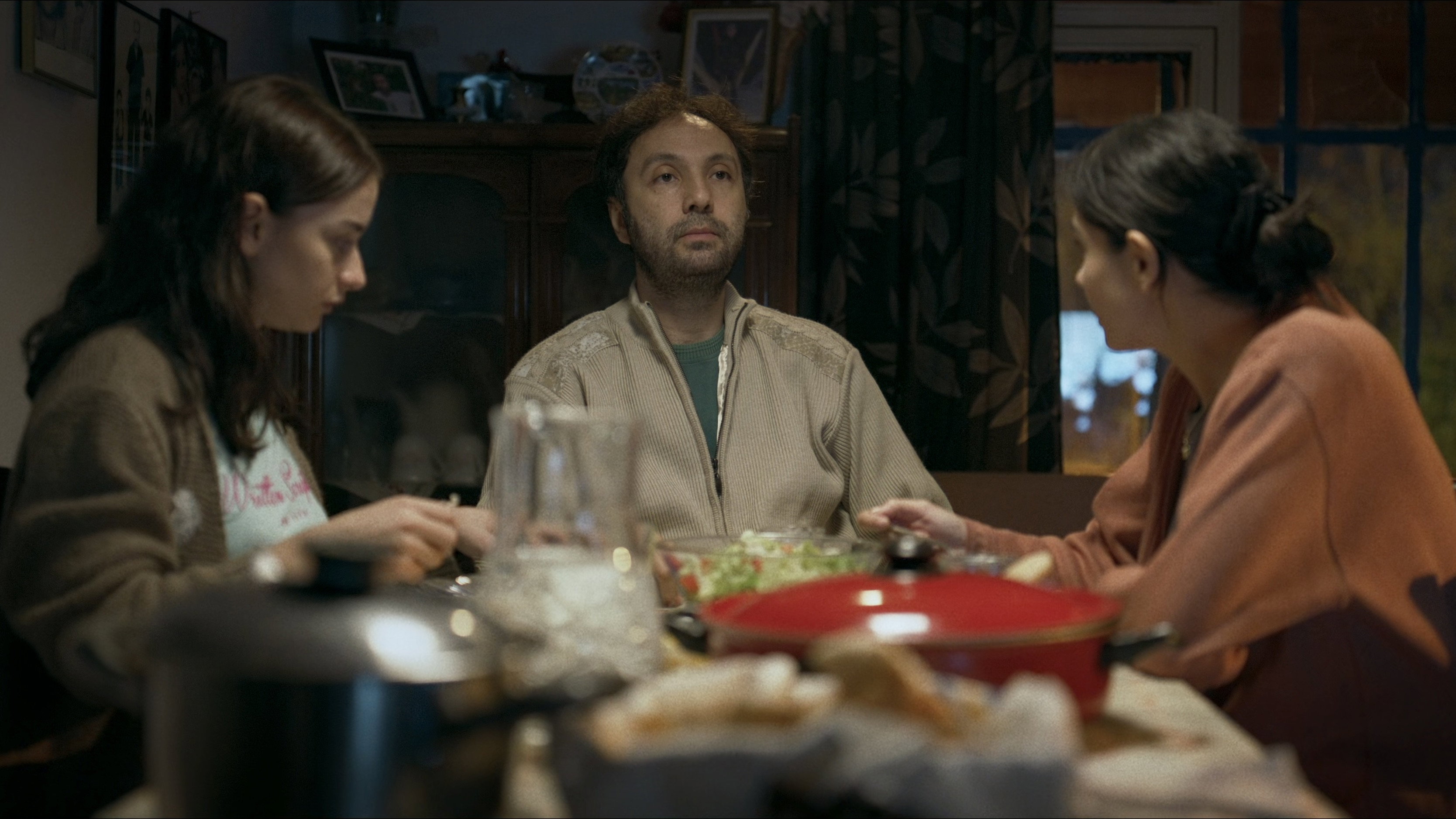 Ölü Mevsim scene photo