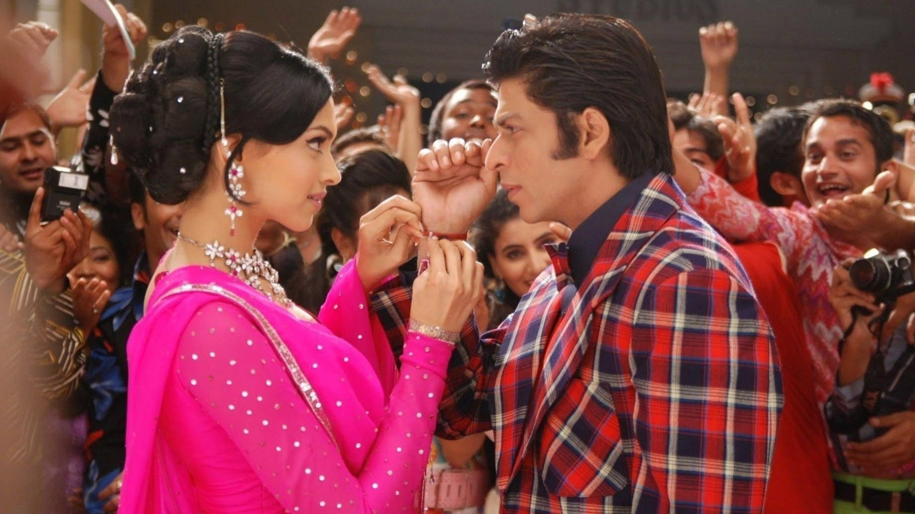 Om Shanti Om scene photo