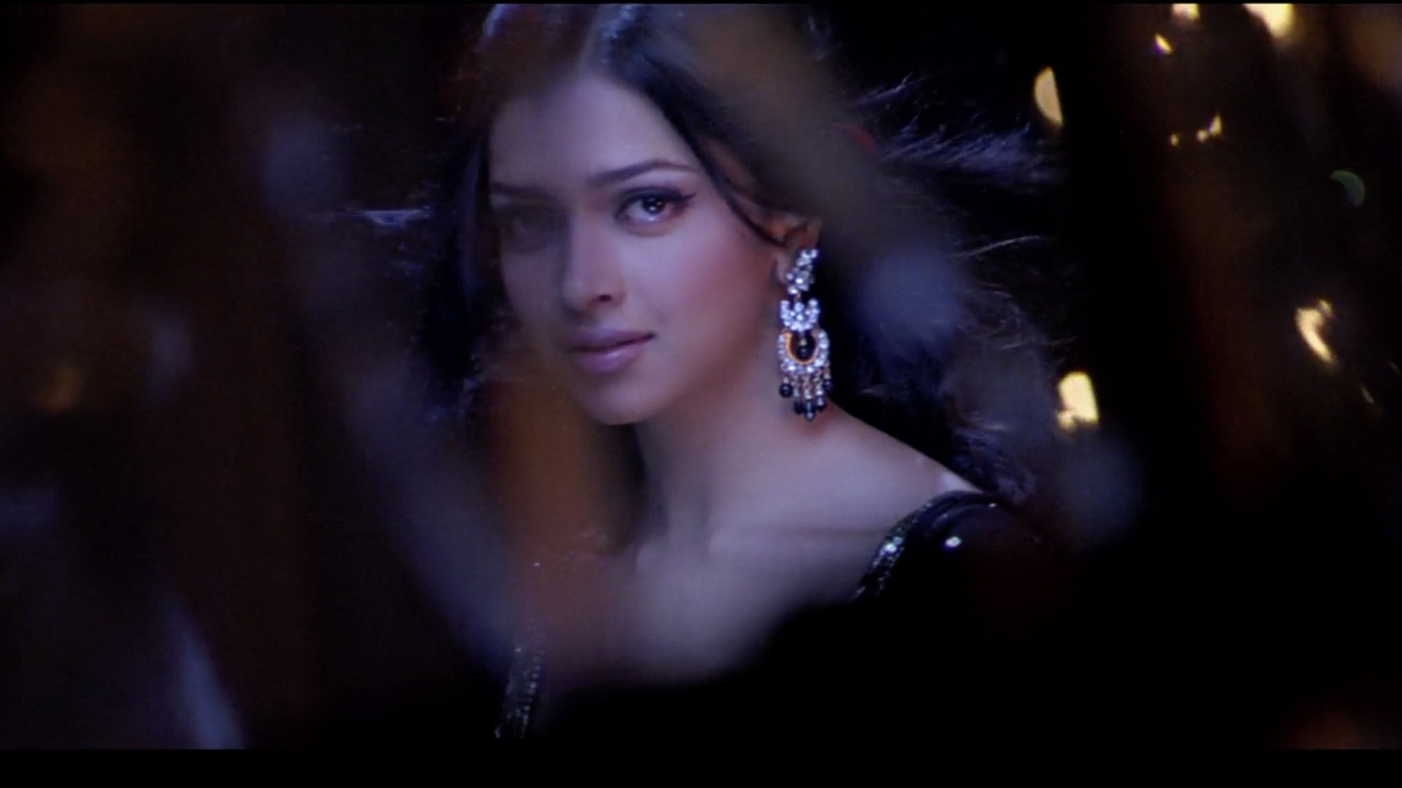 Om Shanti Om scene photo