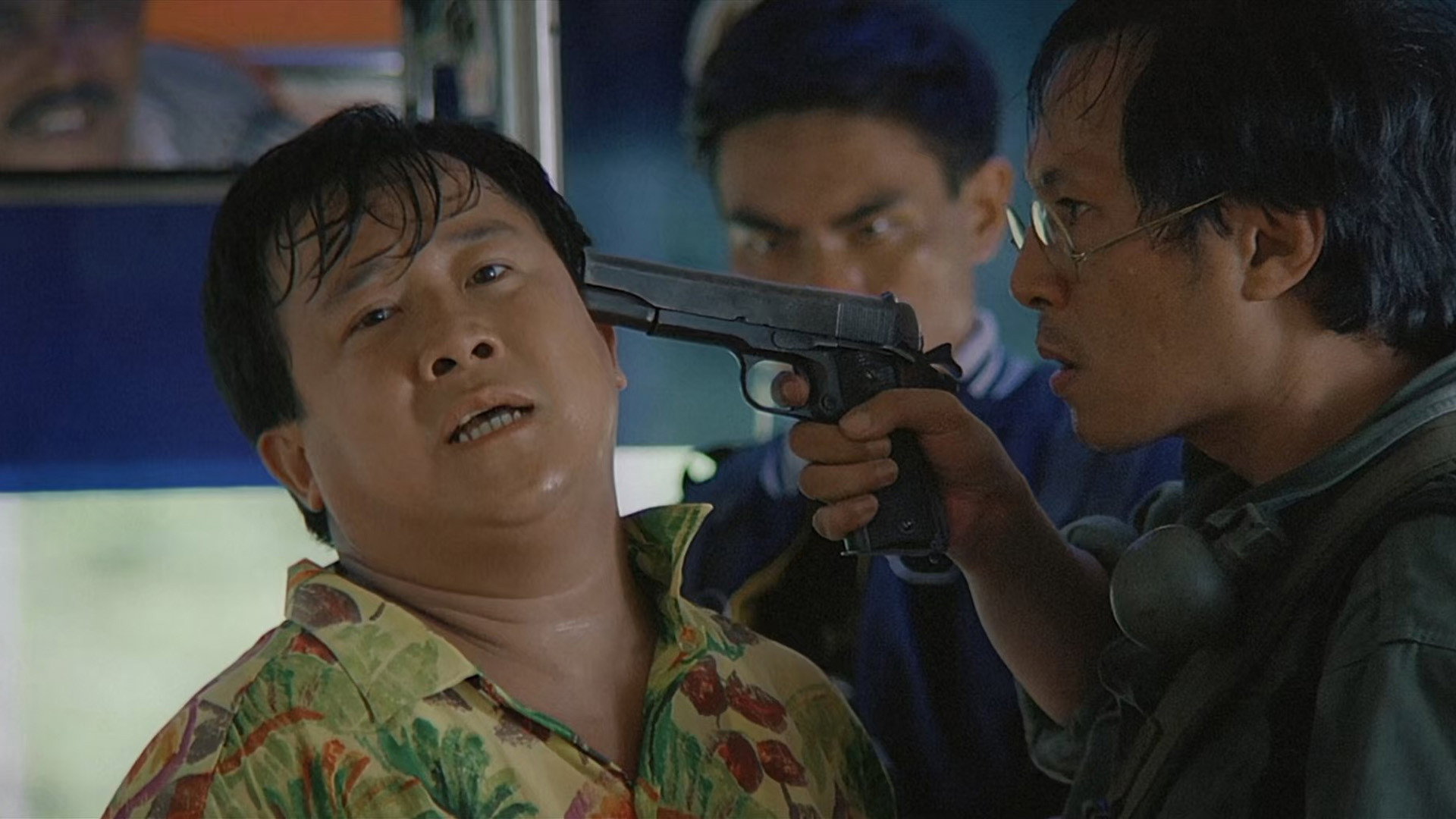 On lok jin cheung scene photo