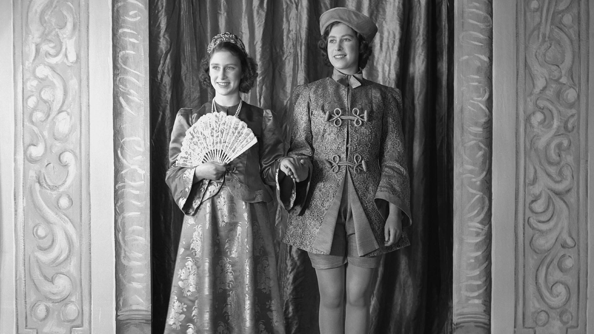 Our Queen at War scene photo