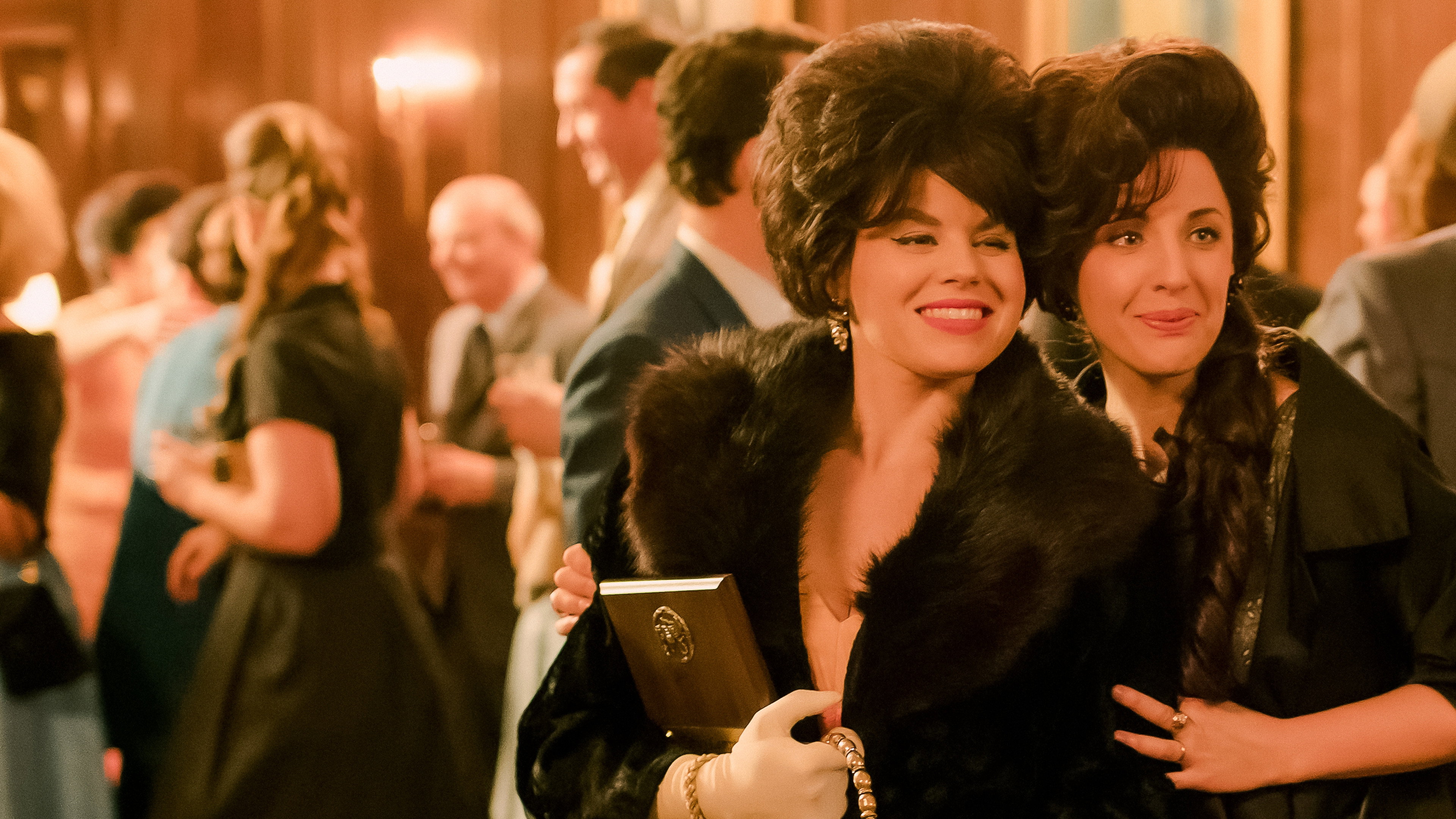 Patsy & Loretta scene photo