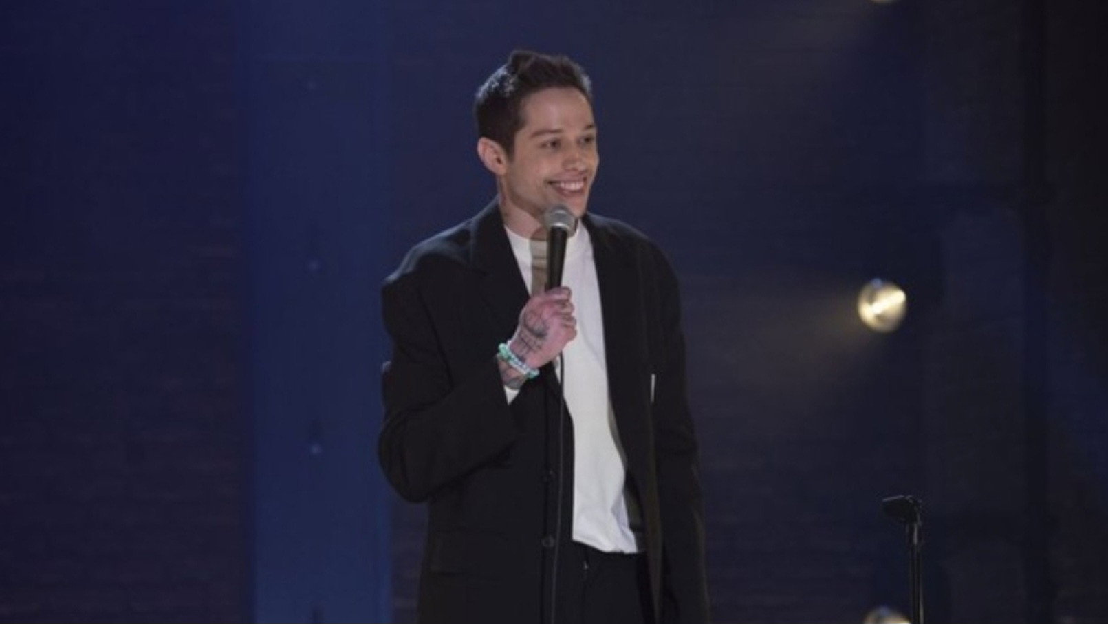 Pete Davidson: Alive from New York scene photo