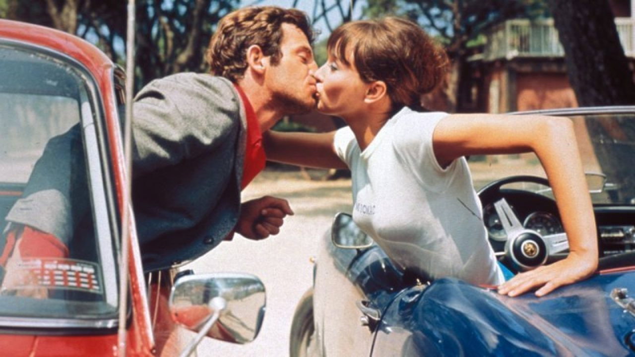 Pierrot le fou scene photo