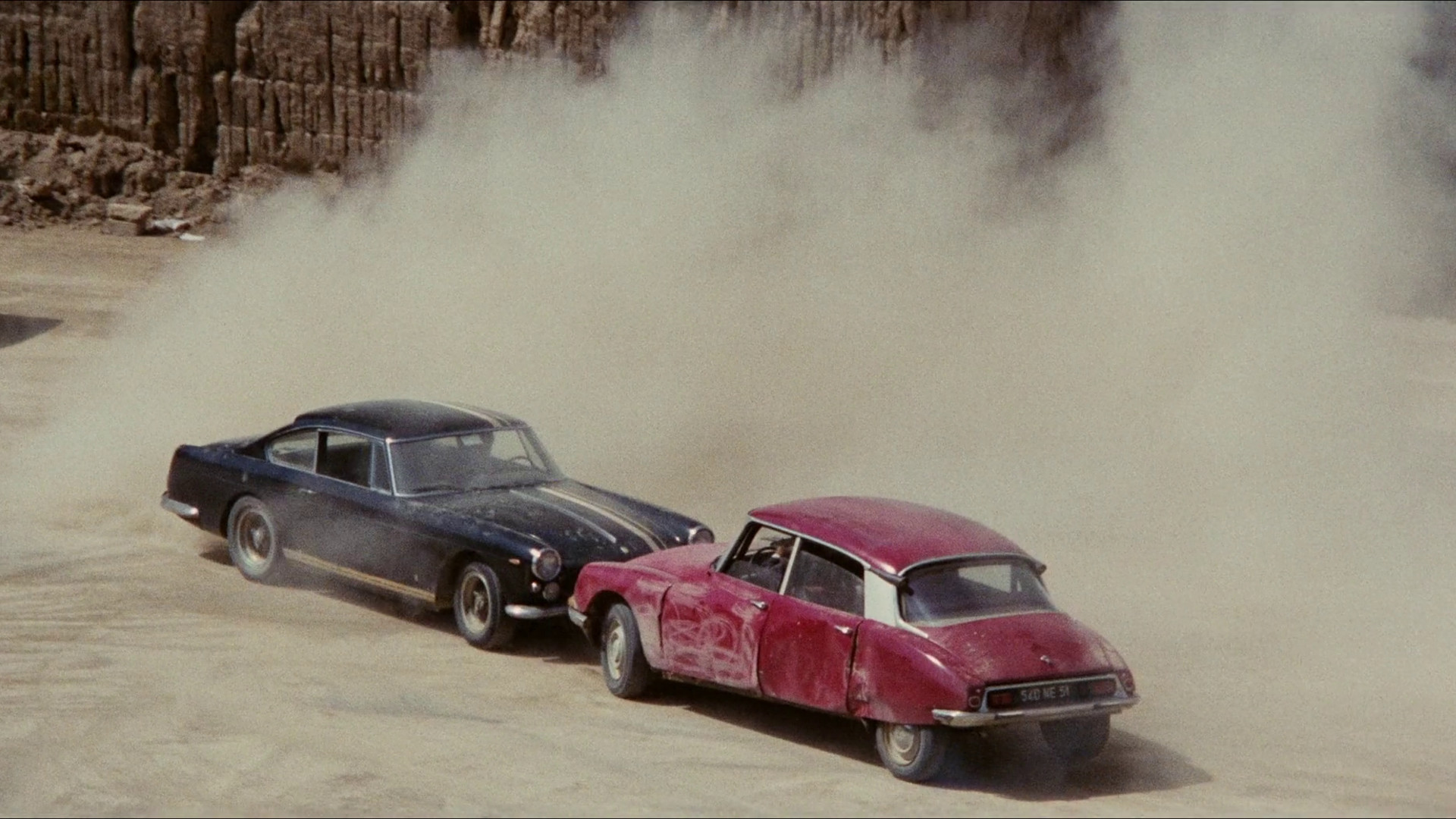 Poliziotto sprint scene photo