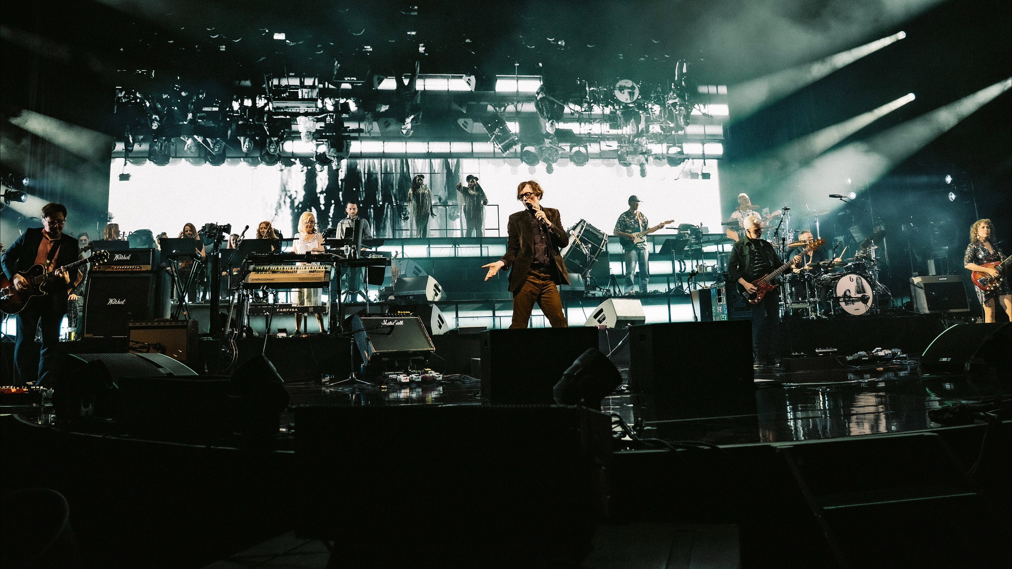 Pulp: What Do You Do for an Encore? scene photo