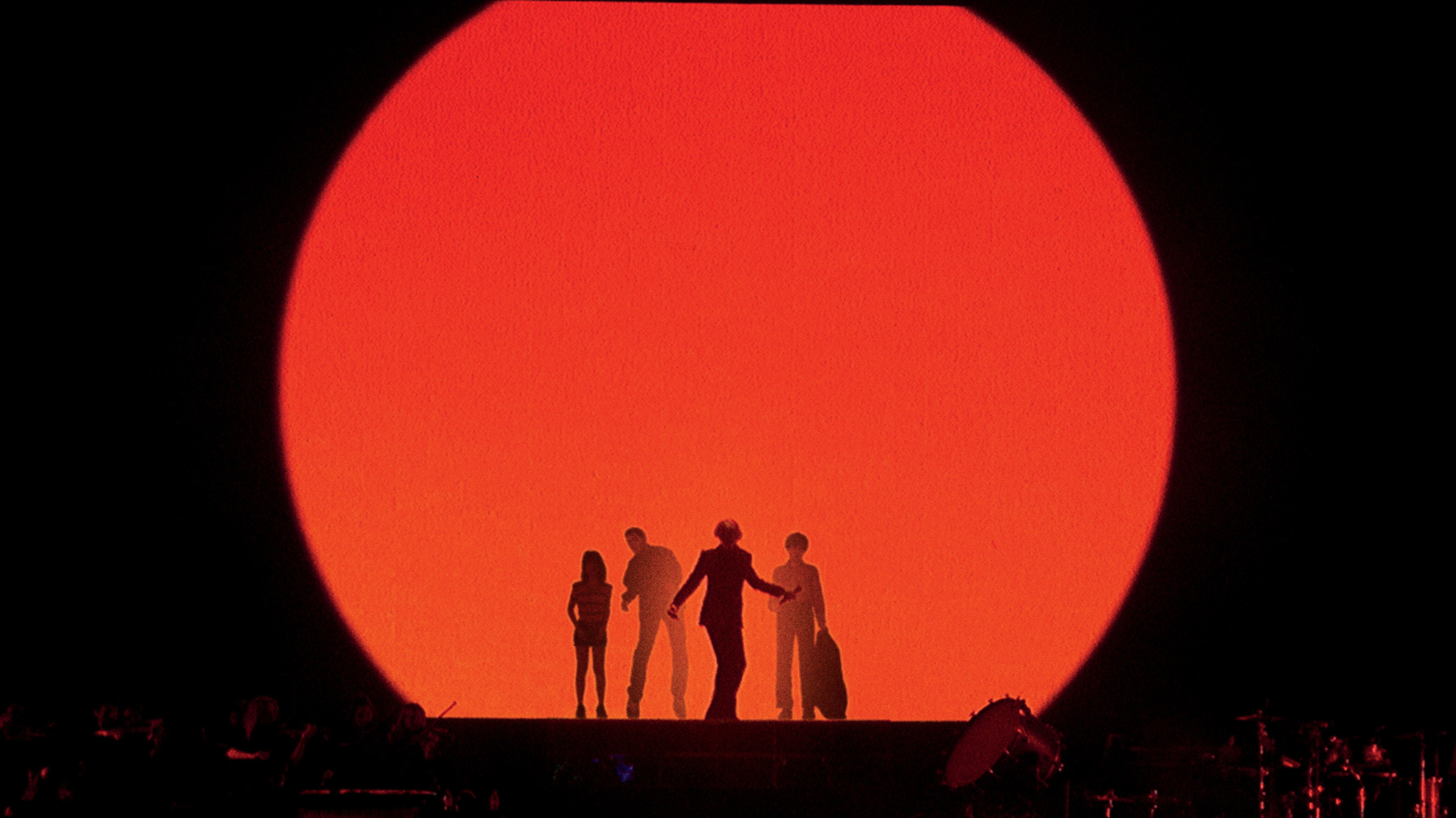 Pulp: What Do You Do for an Encore? scene photo