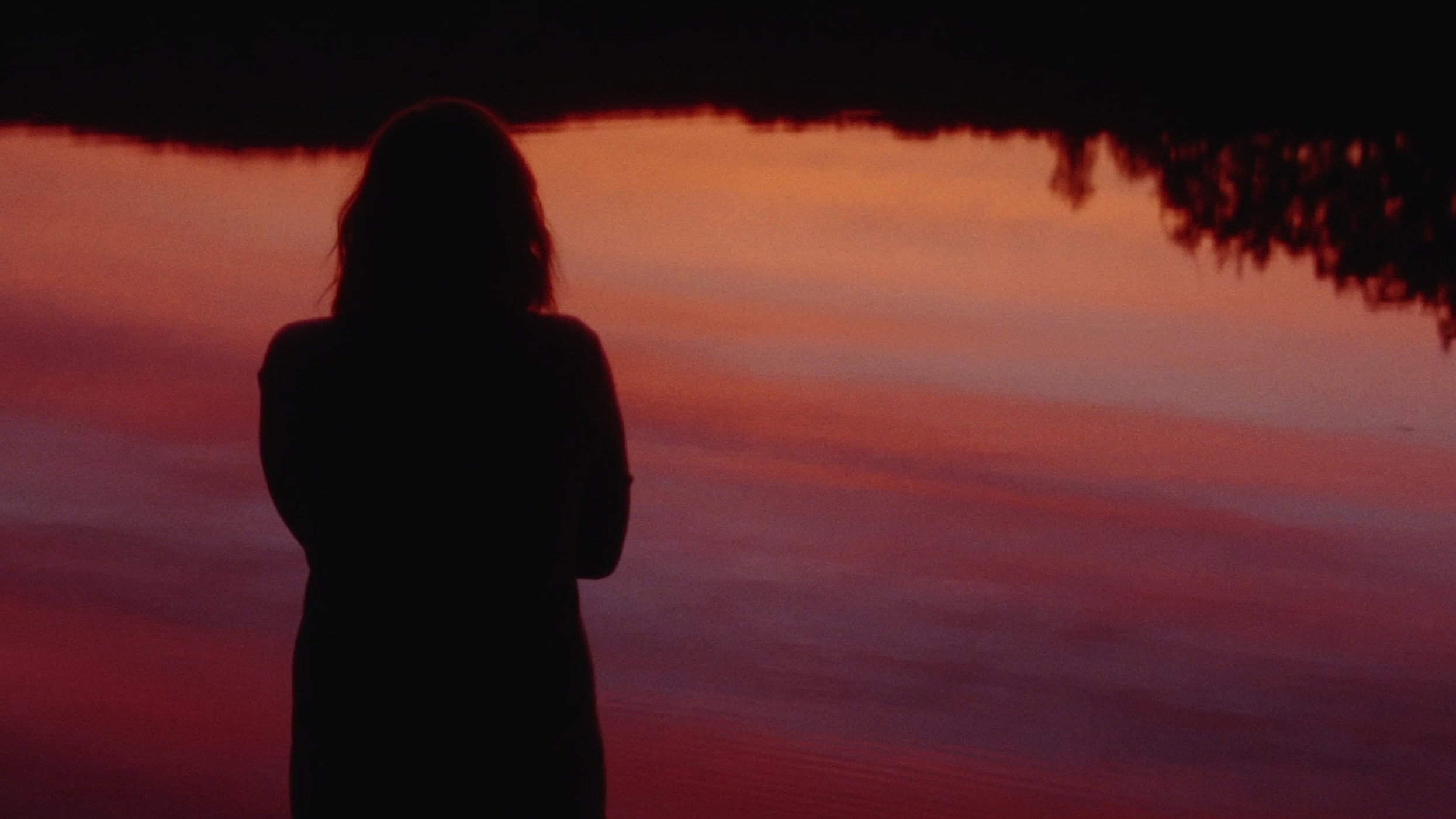 Queen of Earth scene photo