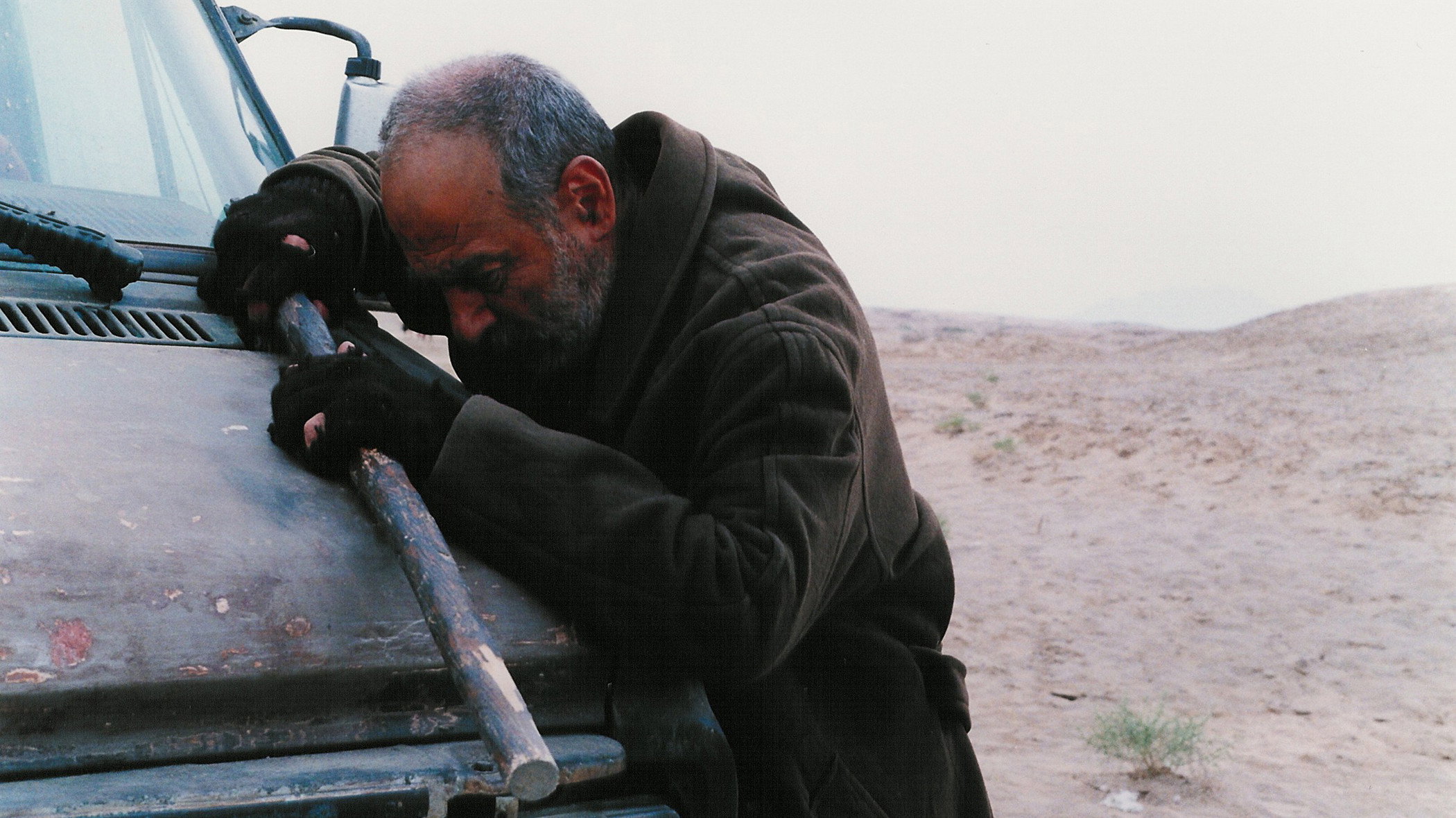 Raghs dar ghobar scene photo