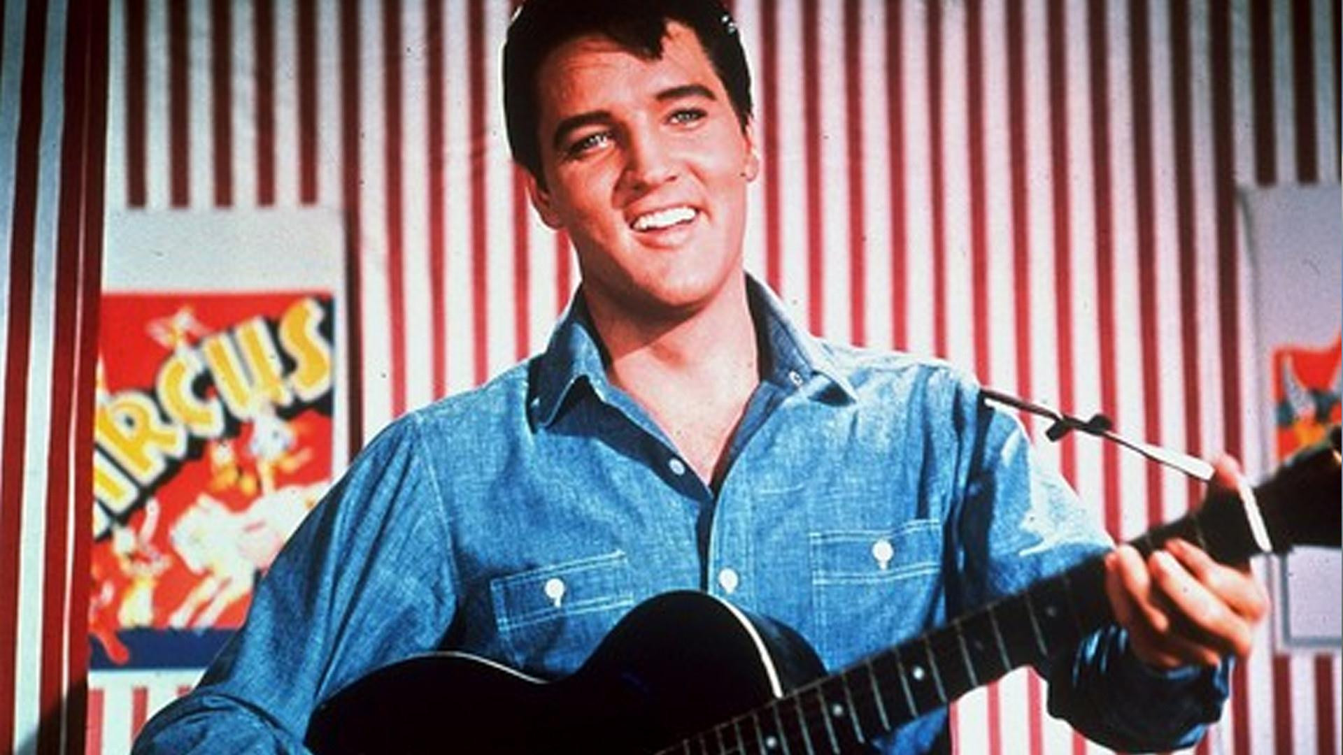 Roustabout scene photo