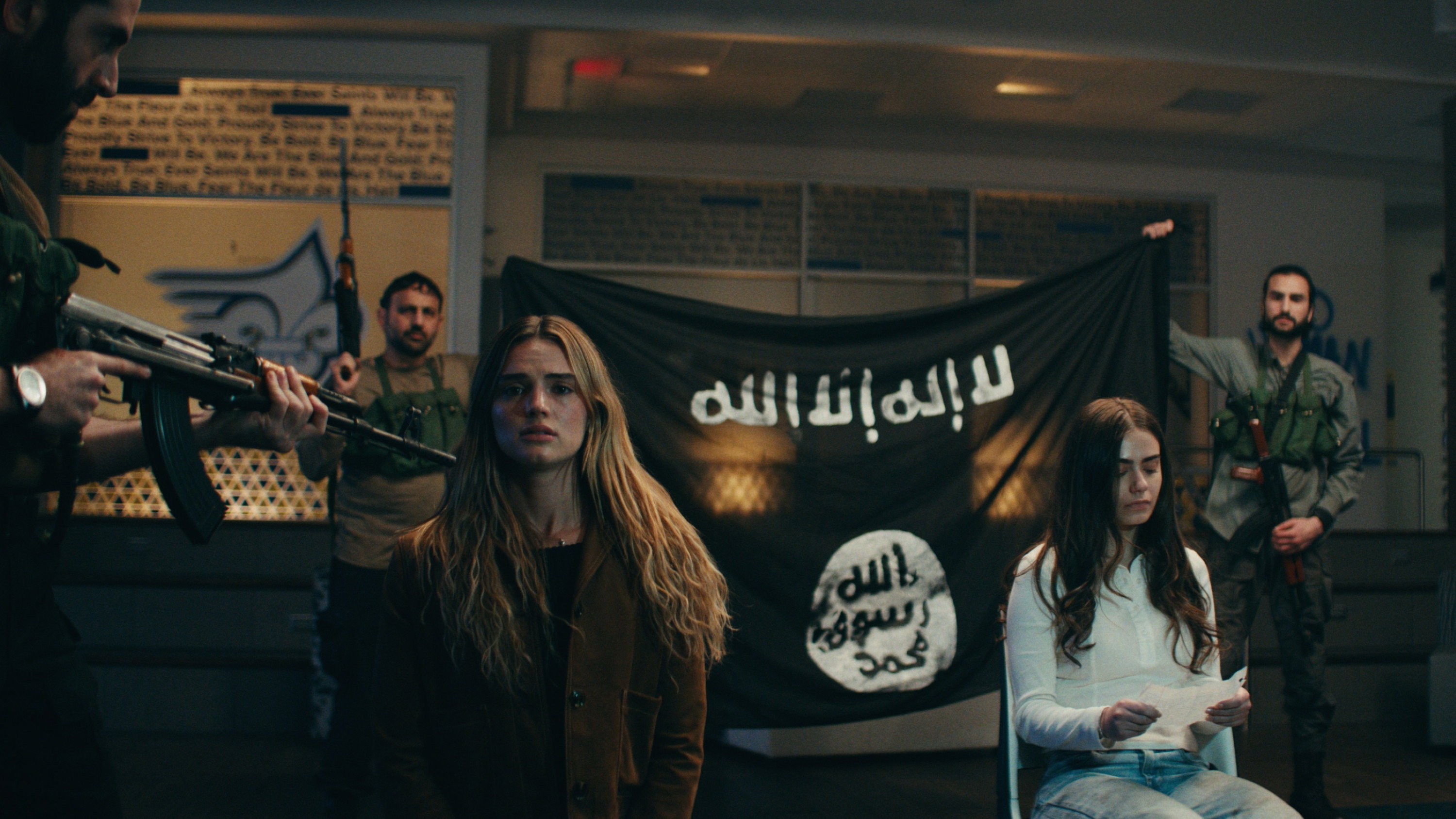 Run Hide Fight: Infidels scene photo