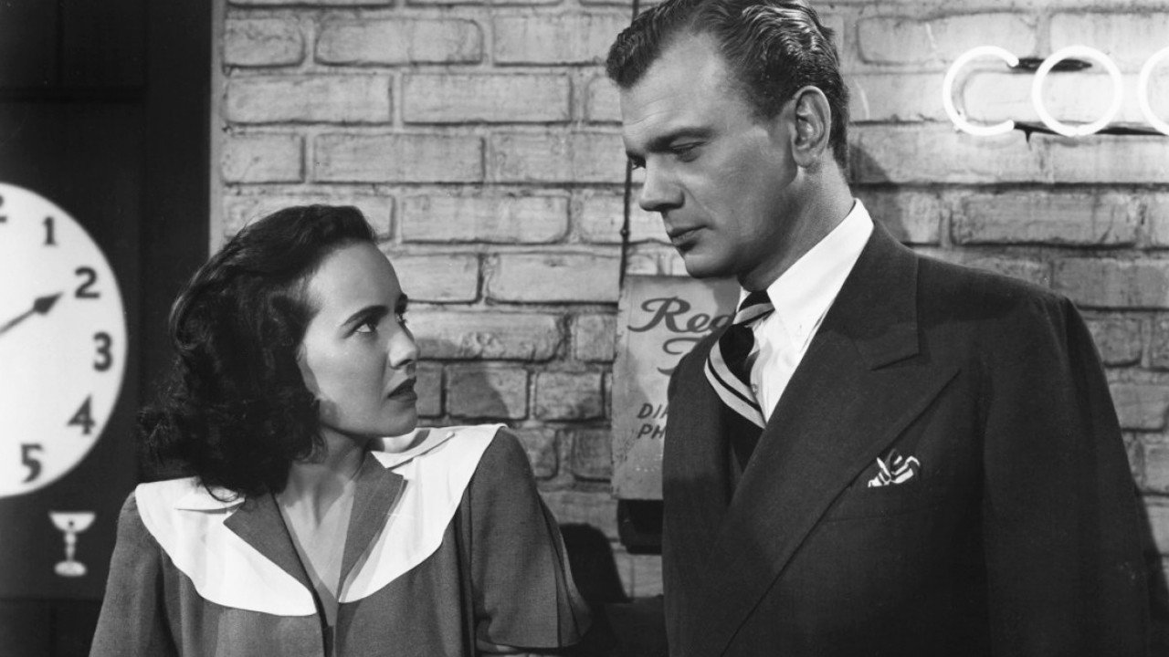 Shadow of a Doubt scene photo