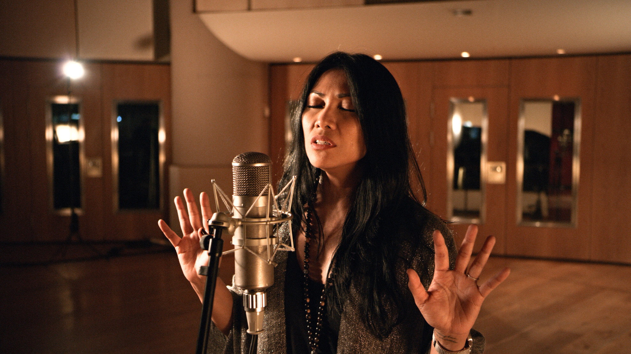 Silent Night: A Song for the World scene photo