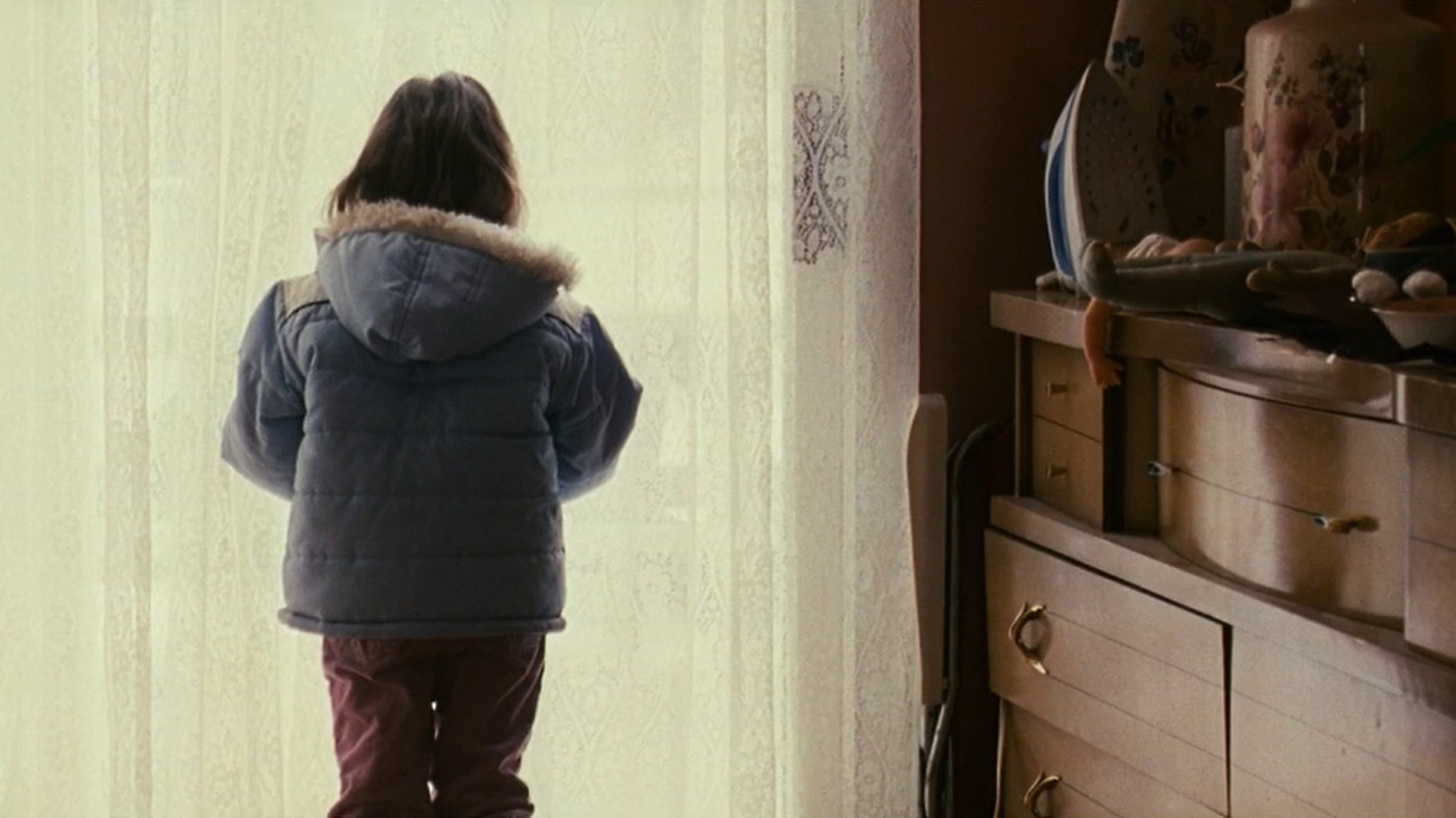 Snow Angels scene photo