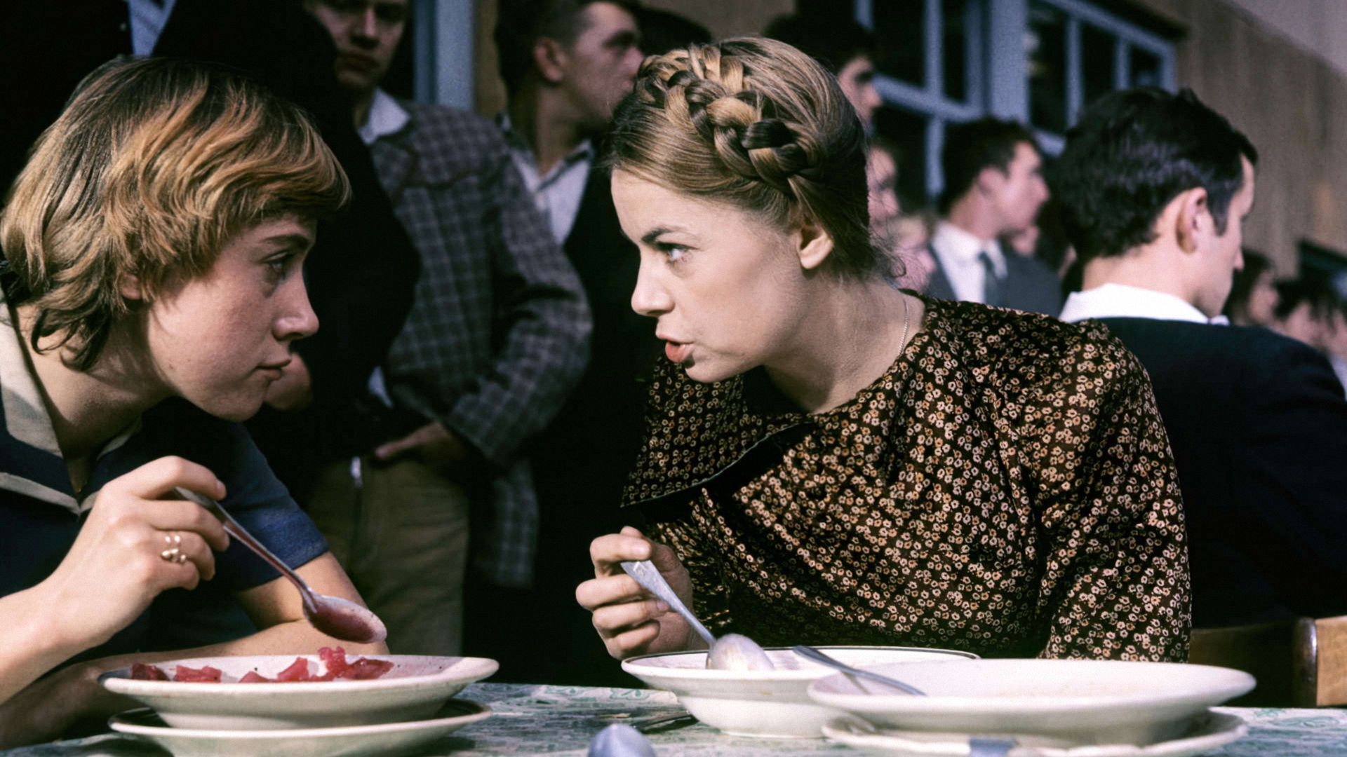 Tanczacy jastrzab scene photo