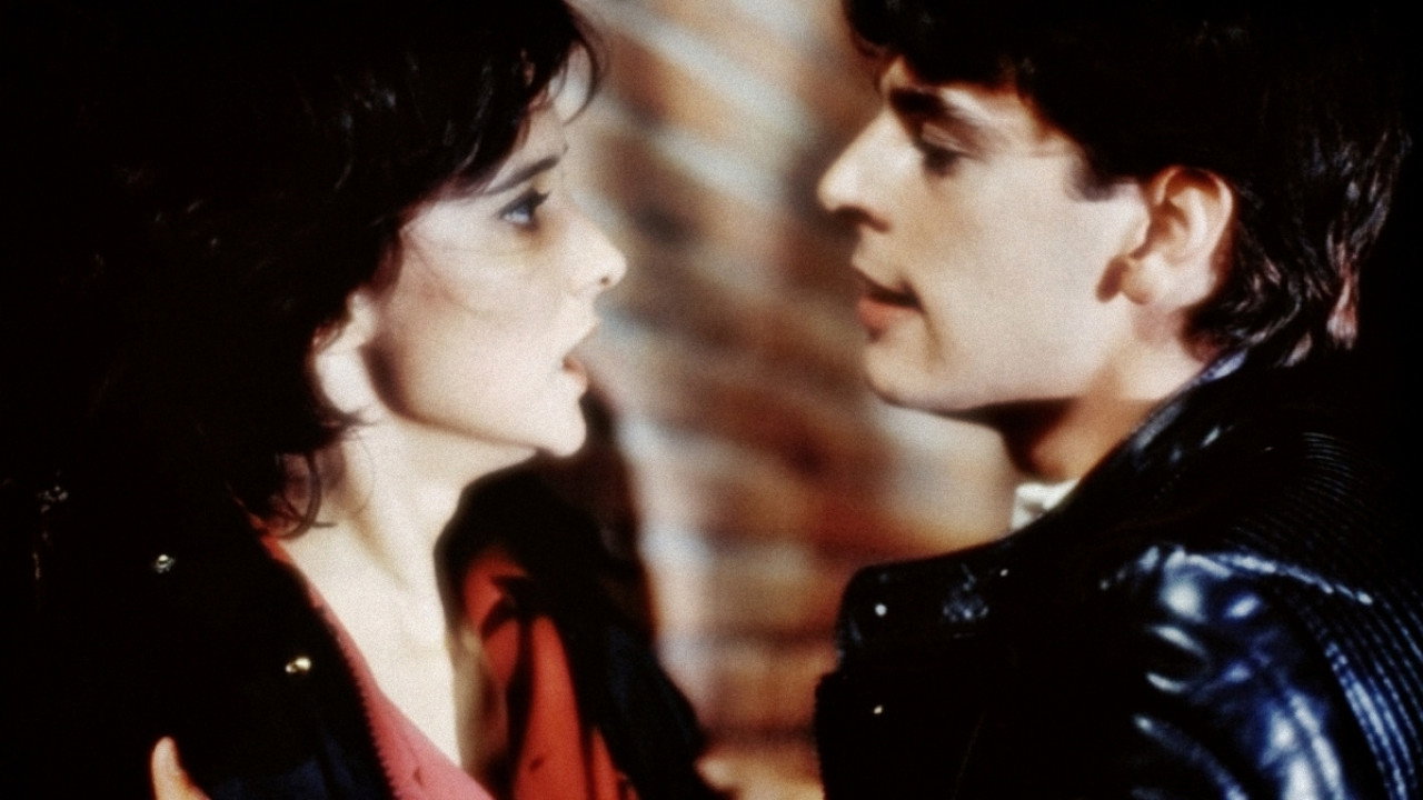 Tesis scene photo