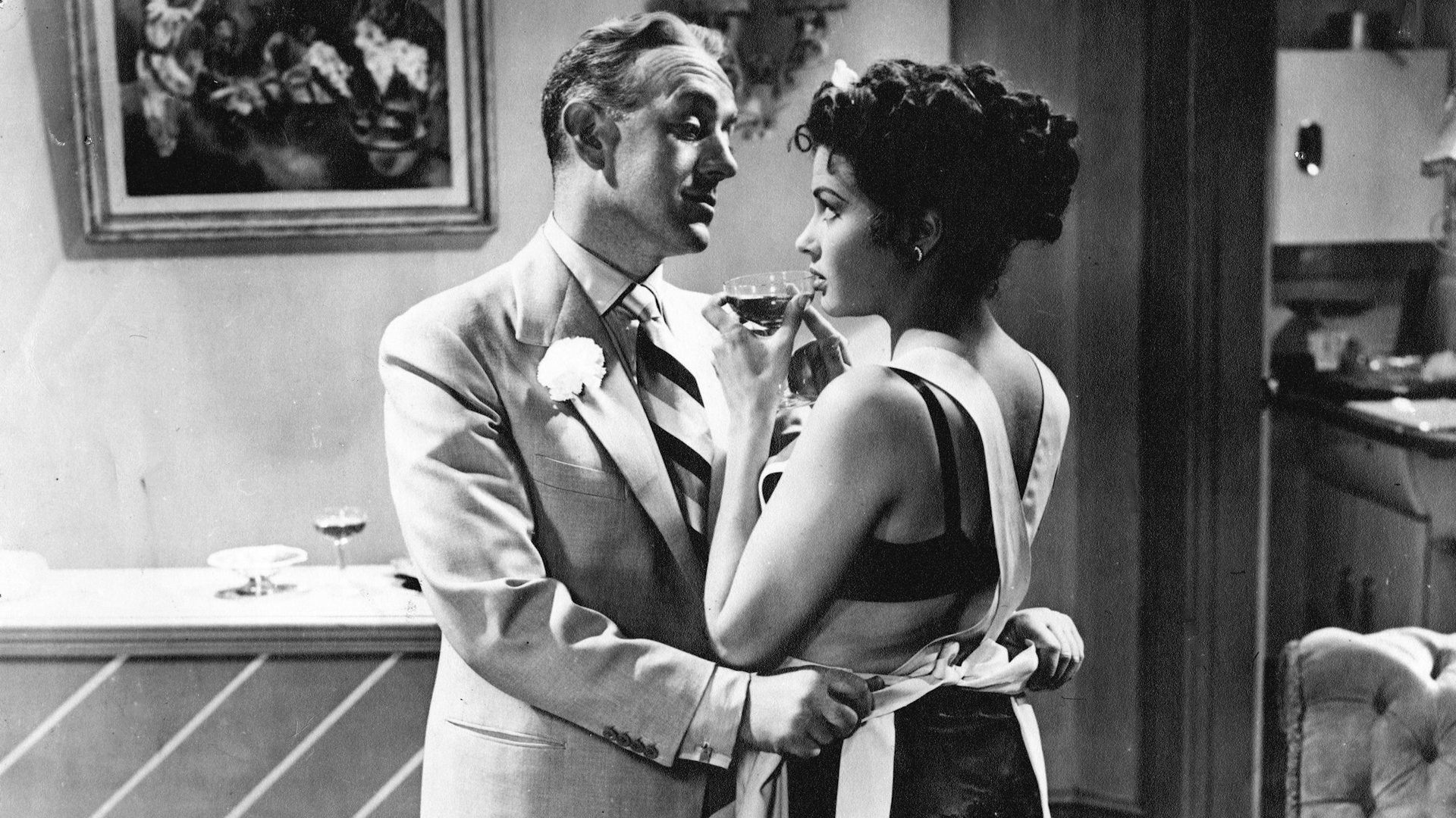The Captain's Paradise scene photo