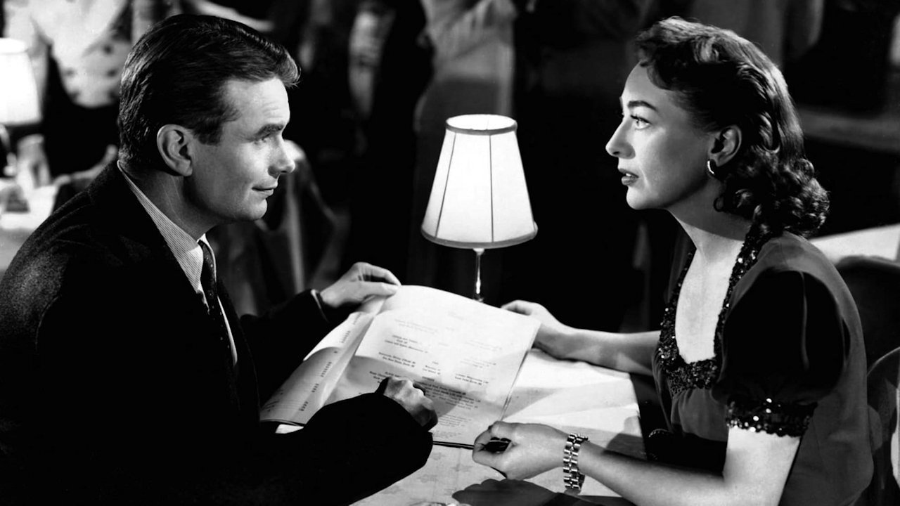 The Damned Don't Cry scene photo