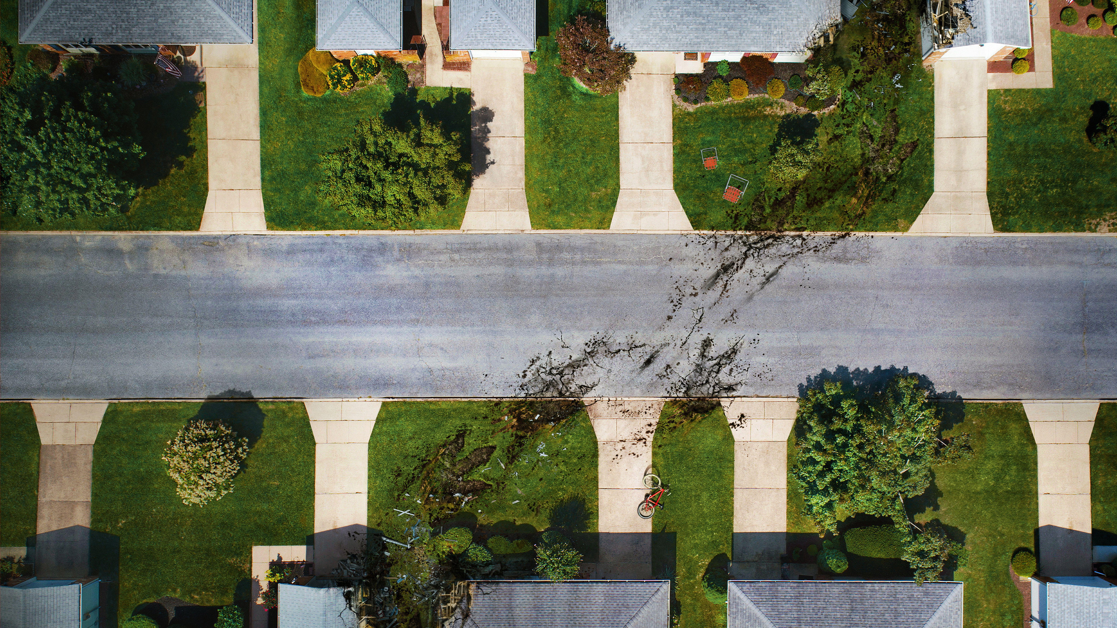 The End of Oak Street scene photo