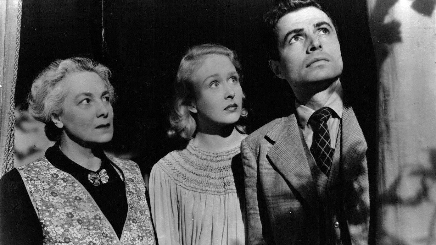 The Night Has Eyes scene photo