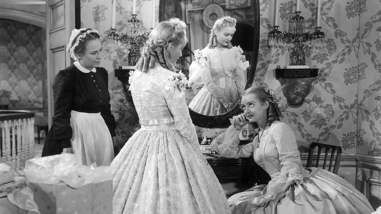 The Old Maid scene photo