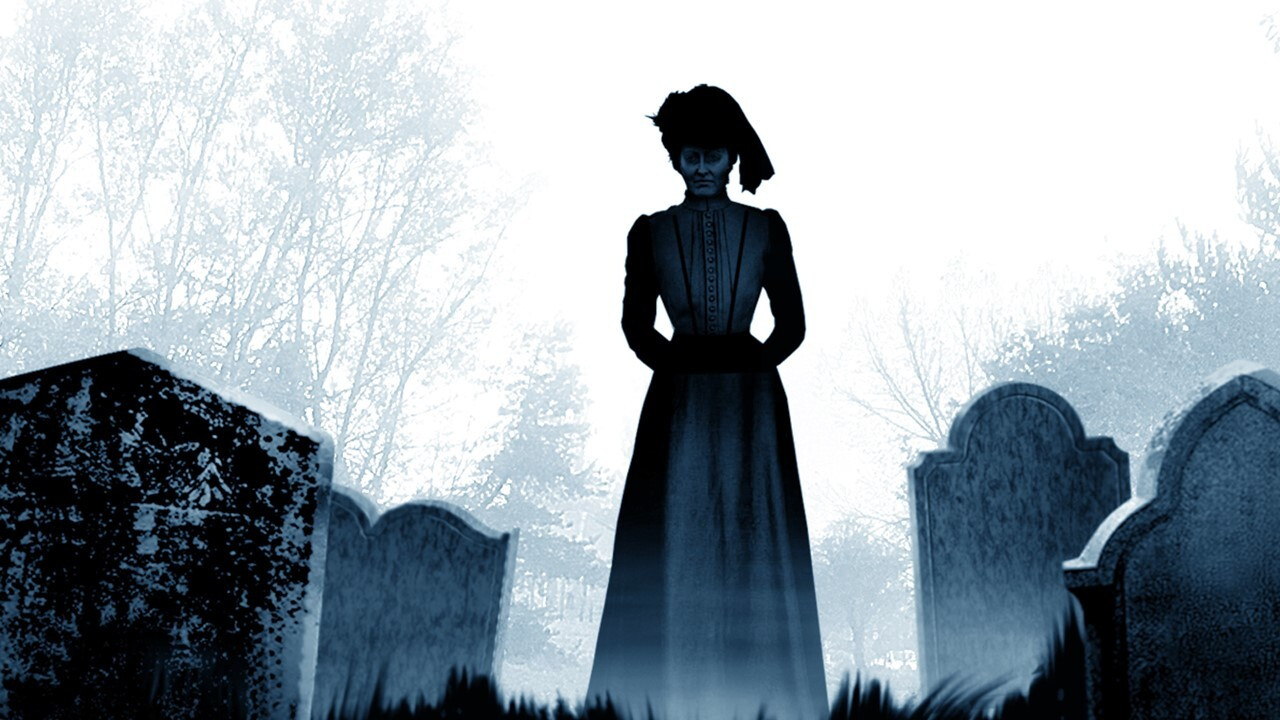 The Woman in Black scene photo