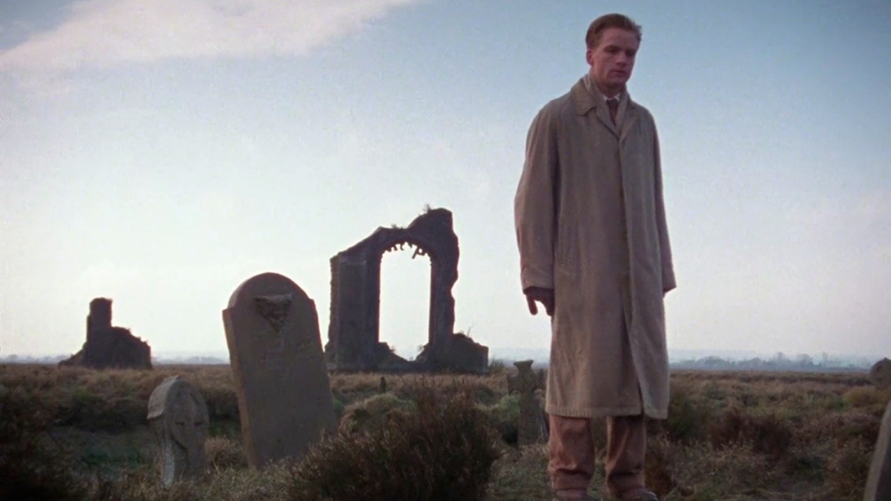 The Woman in Black scene photo