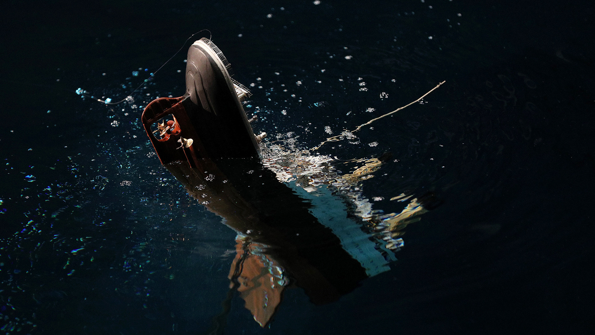 Titanic: 20 Years Later with James Cameron scene photo