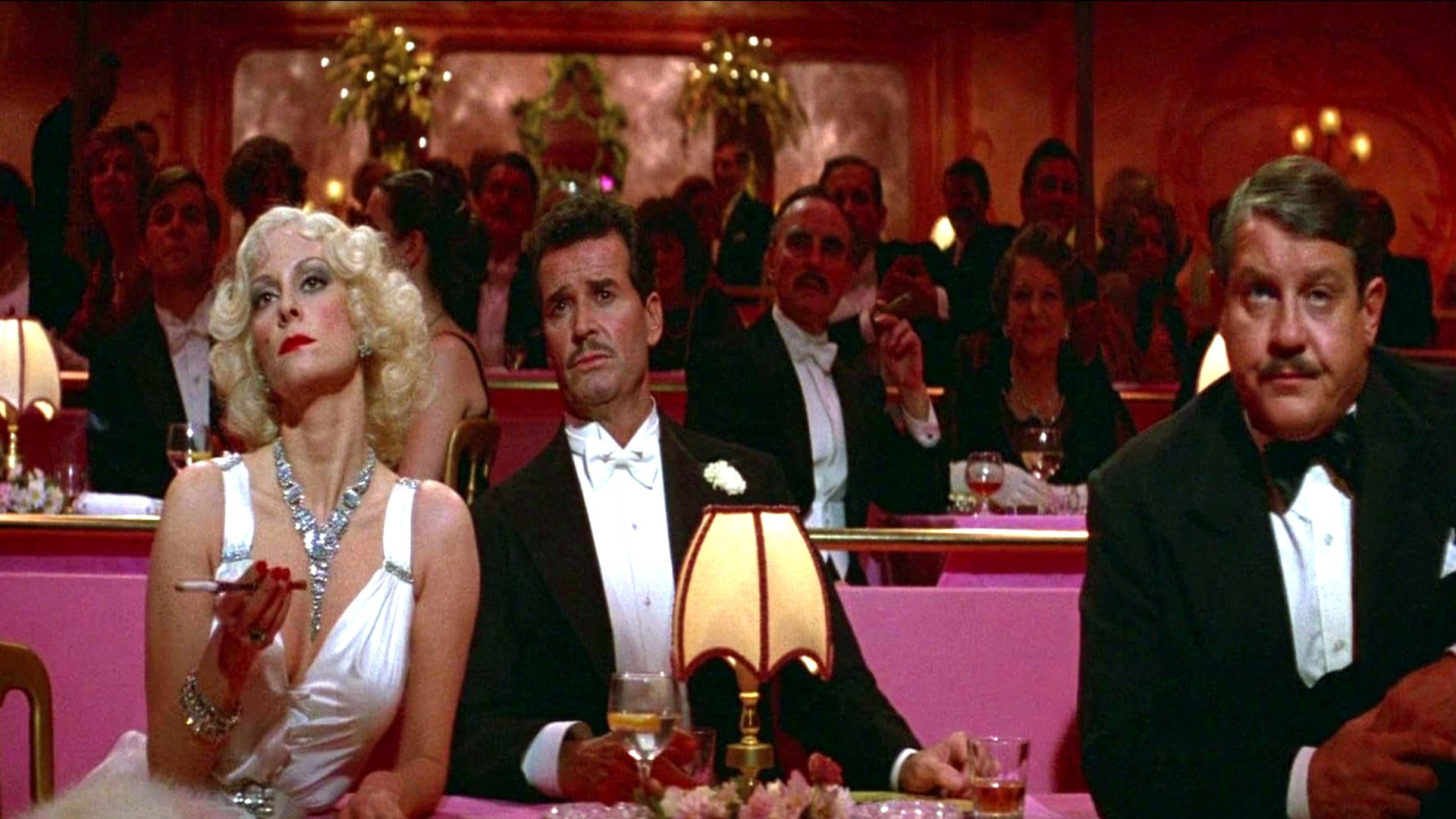 Victor/Victoria scene photo