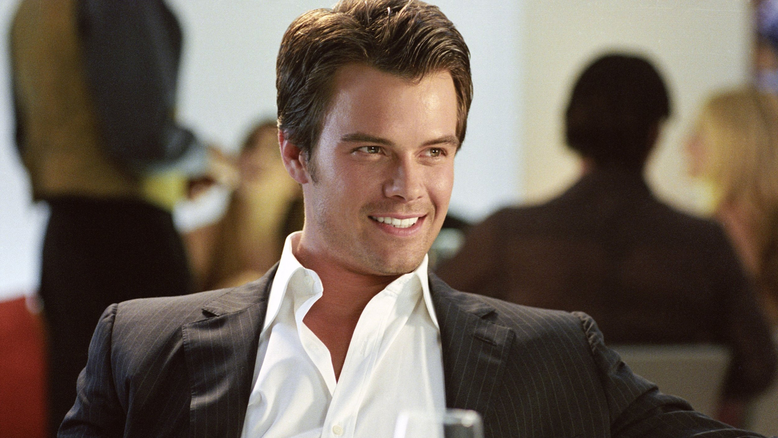 Win a Date with Tad Hamilton! scene photo